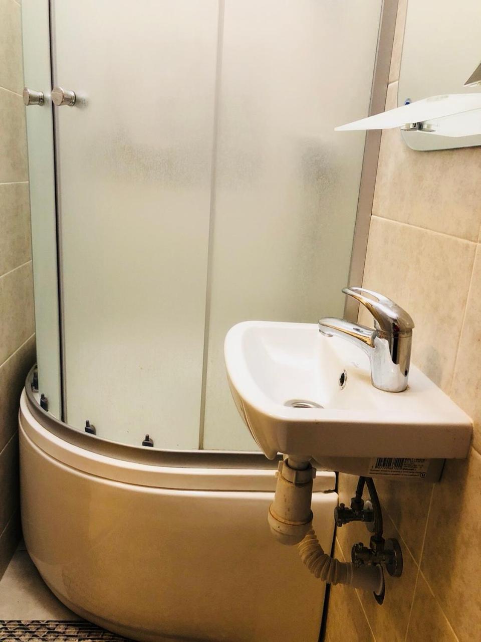 Comfortable Apartment Near Metro 哈尔科夫 外观 照片